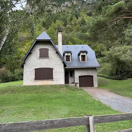 Holiday home Joli Maison A Aure